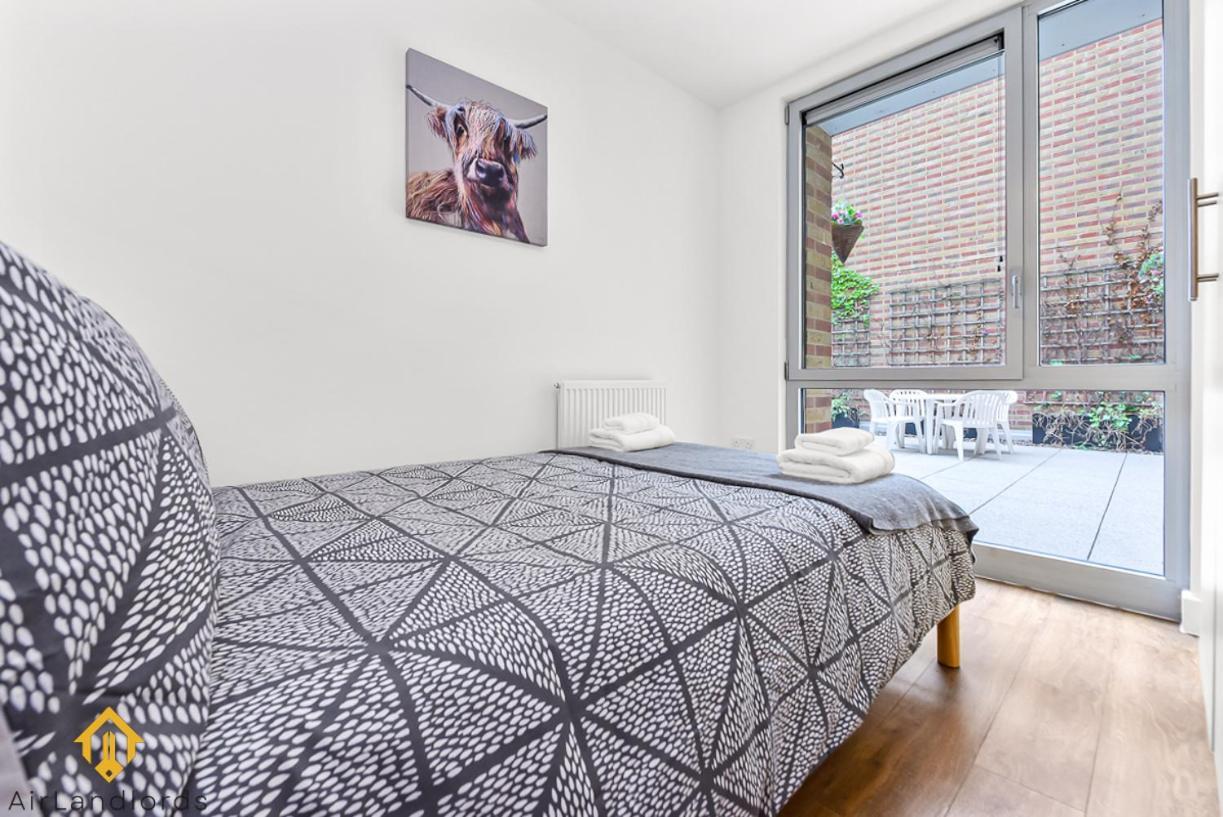 Exclusive 3 Bed 3Bath Penthouse Near Canary Wharf Лондон Экстерьер фото