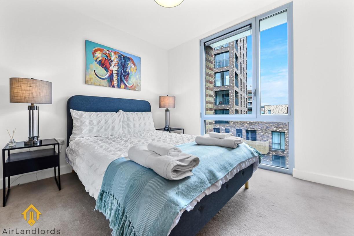 Exclusive 3 Bed 3Bath Penthouse Near Canary Wharf Лондон Экстерьер фото
